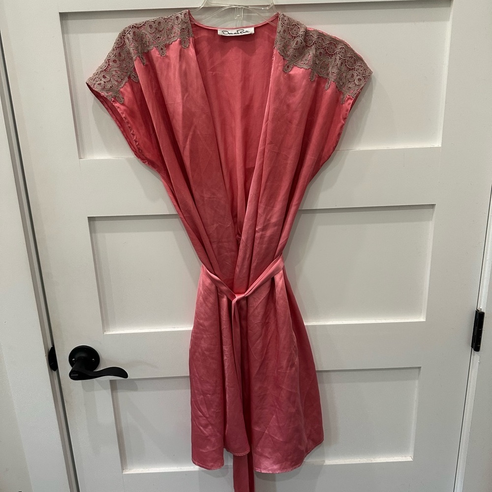 Vintage Oscar de la Renta Pink Robe size Small